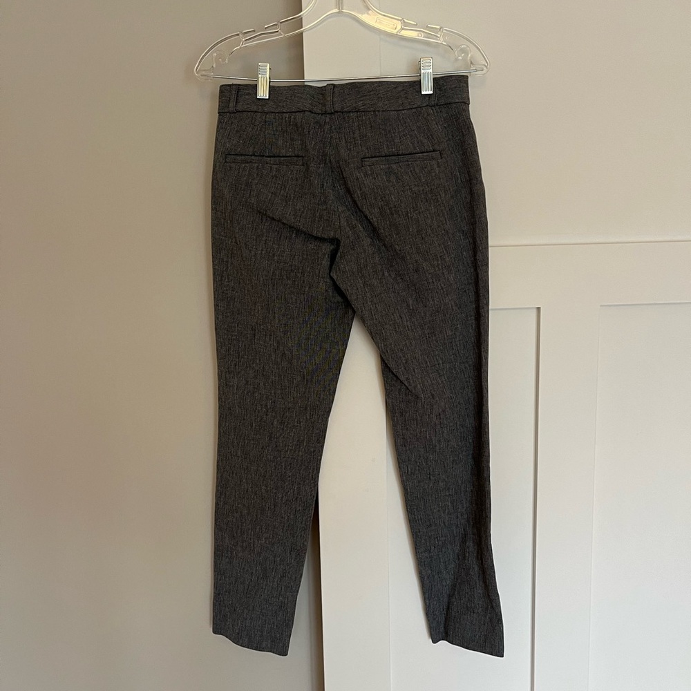 Banana Republic Sloan Fit Gray Slacks - Size 4 - Picture 5 of 5